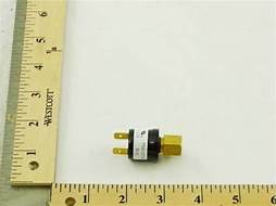 P59910 Aaon 30# R-22 Low Pressure Switch